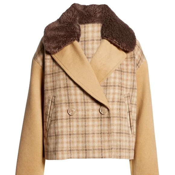 Double Breasted Jacket with Faux Fur Collar
RACHEL PARCELL - Picture 1 of 6